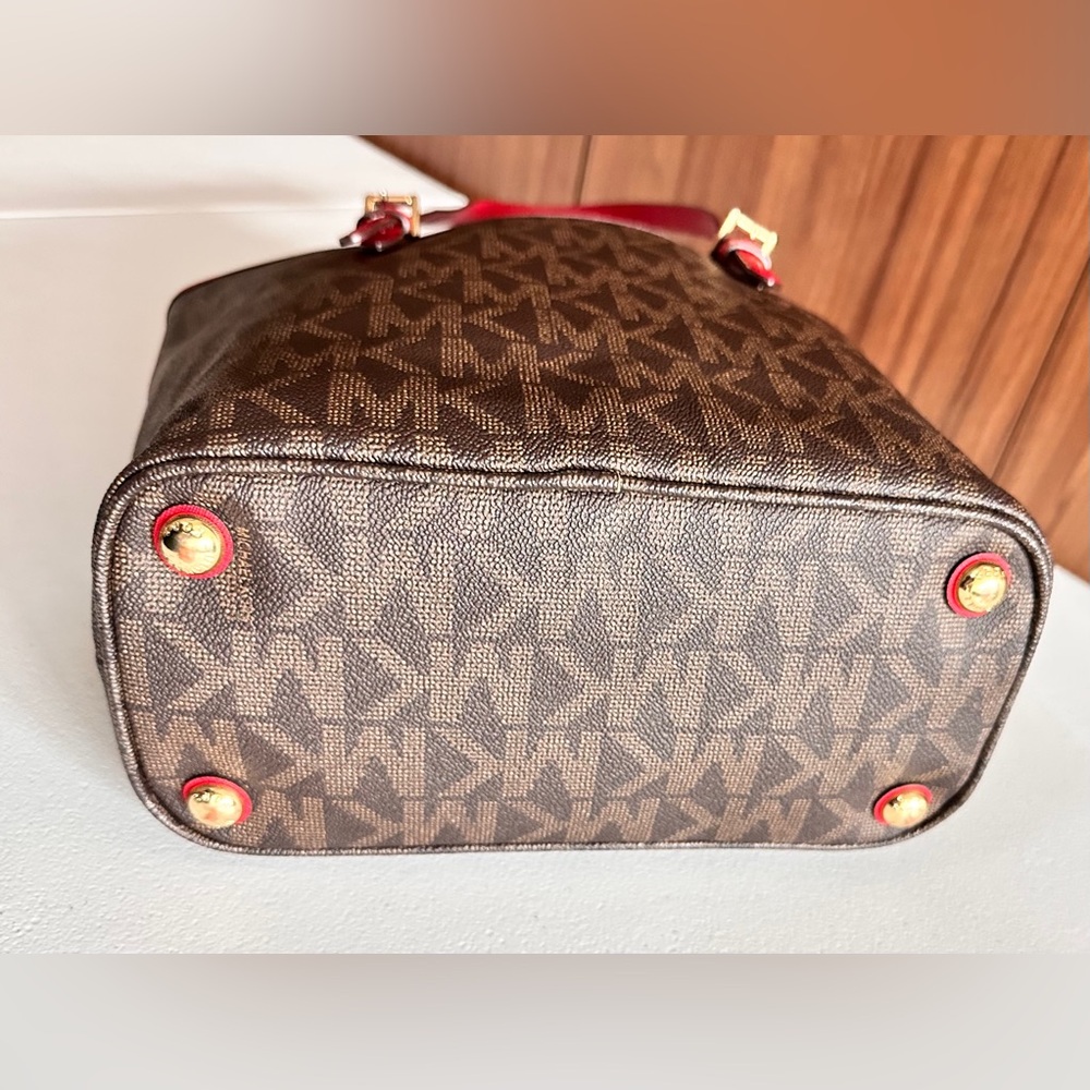 MICHAEL Michael Kors Jet Set Travel Medium
Logo Tote (EUC) - Picture 6 of 15